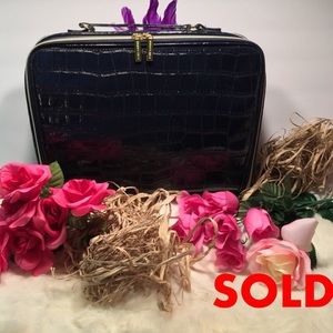 Estée Lauder Train Case Navy Blue Crock Embossed